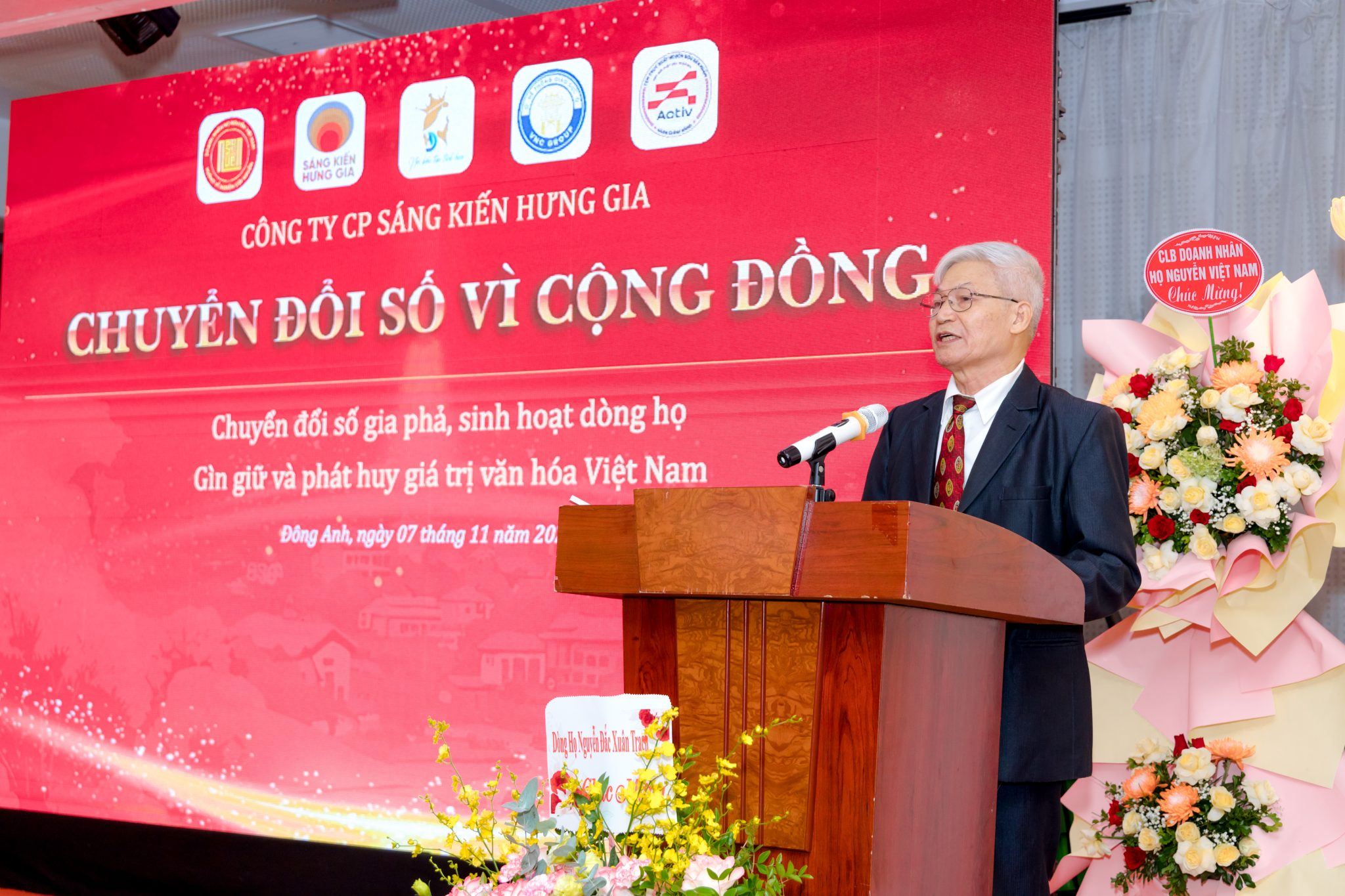 Dòng Họ Nguyễn Đắc (Xuân Trạch) Tiên Phong Số Hóa Gia Phả · Tin Tức · Sáng Kiến Hưng Gia