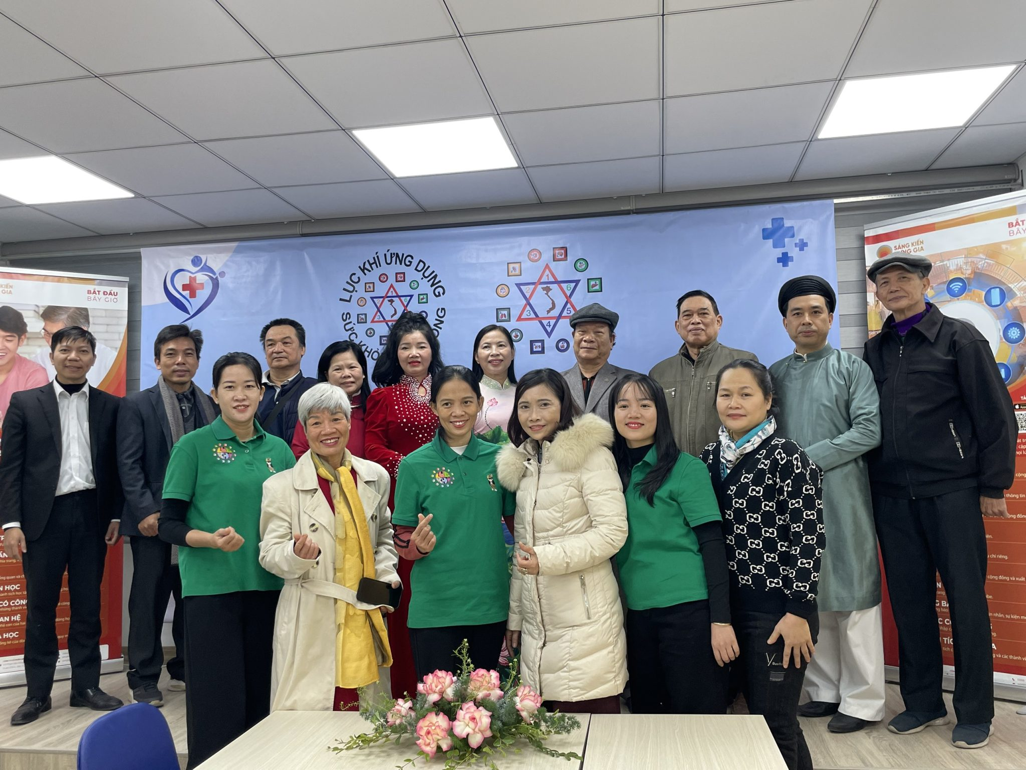 Lục Khí Việt: Y Học Cổ Truyền Kết Hợp Khoa Học Hiện Đại · Tin Tức · Sáng Kiến Hưng Gia