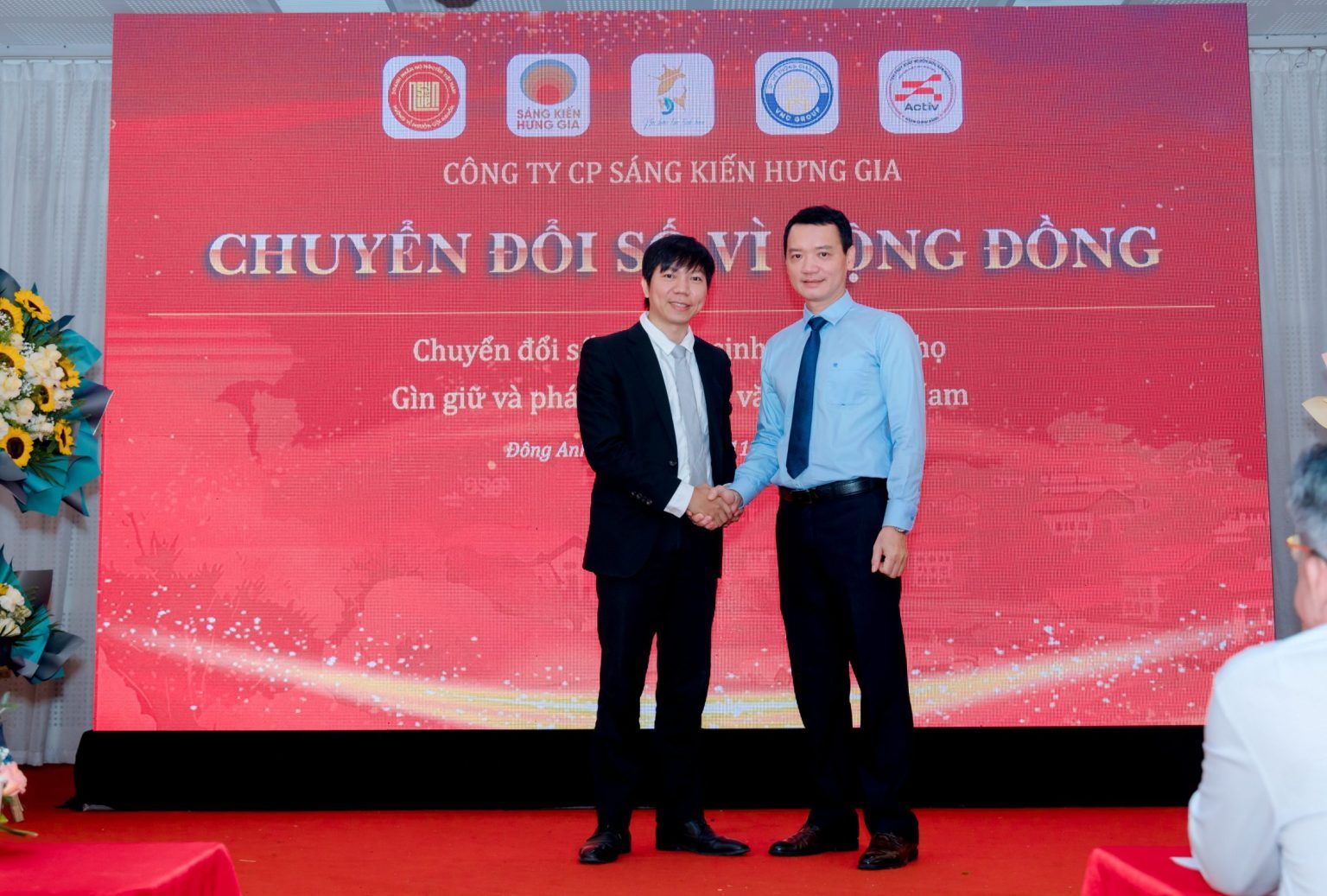 Dòng Họ Nguyễn Tiến Tiên Phong Chuyển Đổi Số Gia Phả · Tin Tức · Sáng Kiến Hưng Gia